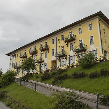 Hotel Restaurant Winterbach 3*