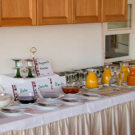 Restaurant Winterbach فندق 3*