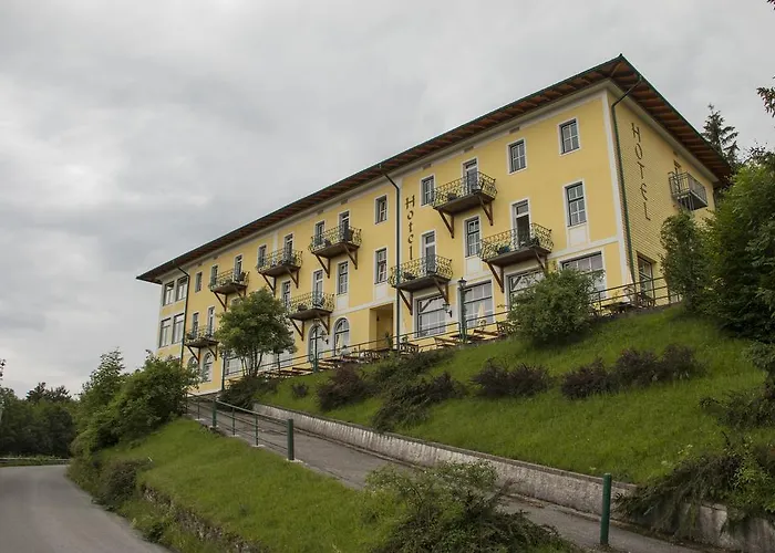 ホテル Restaurant Winterbach 3*